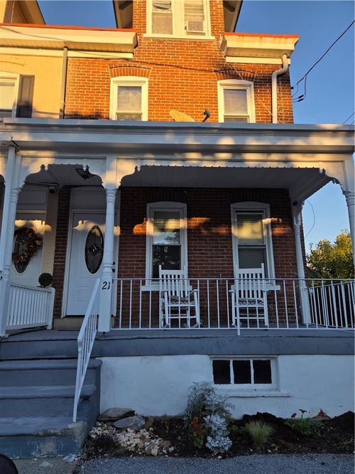21 Scenic Street, South Whitehall Twp, PA, 18104 | Card Image
