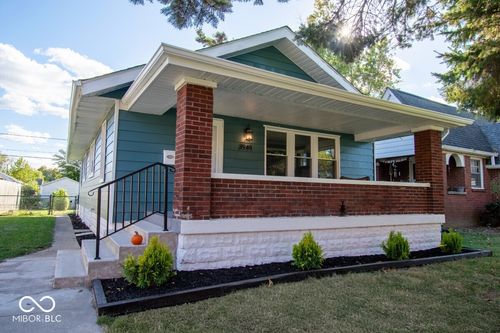 3949 English Ave, Indianapolis, IN, 46201-4571 | Card Image