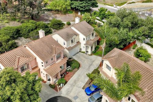 339 Diamante Way, Oceanside, CA, 92056-3764 | Card Image