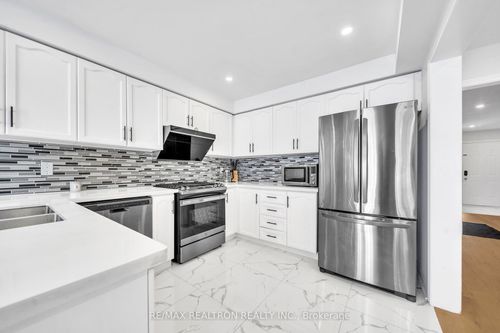 88 Matteo David Dr, Richmond Hill, ON, L4S2S9 | Card Image
