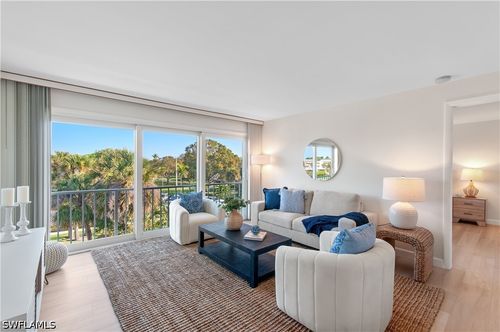 570-570 12th Avenue S, Naples, FL, 34102 | Card Image