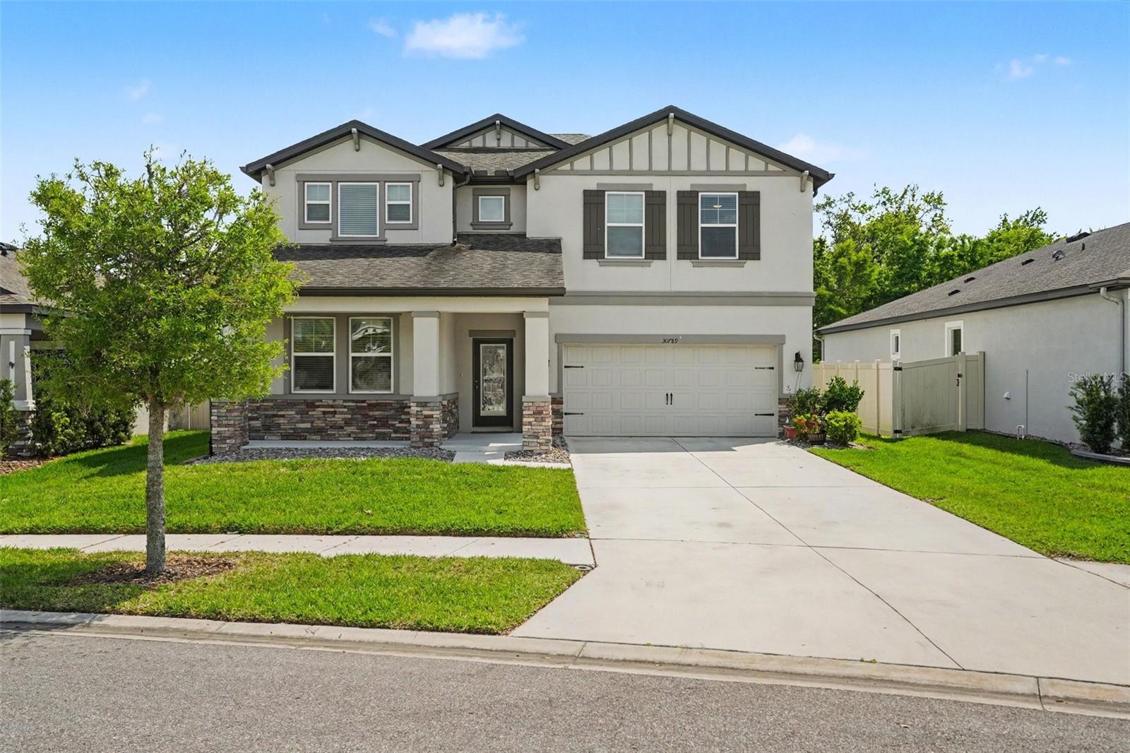 Residential in WESLEY CHAPEL