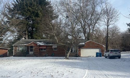 2805 N Glencoe Dr, Coventry Township, OH, 44319-1766 | Card Image