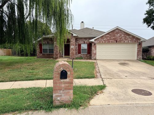 8201 Charter Bnd, Denton, TX, 76210-3844 | Card Image