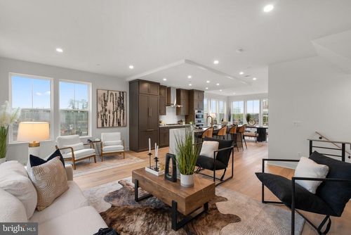 1121 Polaris Rd, POTOMAC, MD, 20854-0002 | Card Image