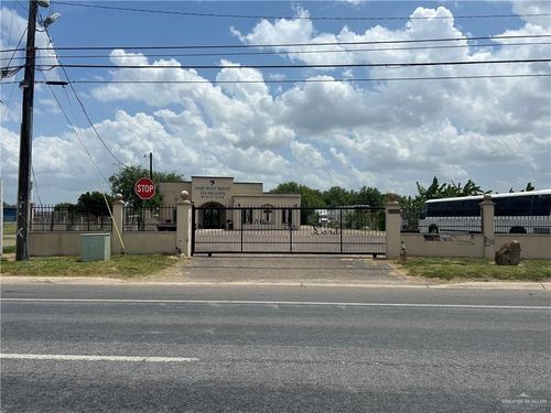 2813 W Business 83, Weslaco, TX, 78596-9395 | Card Image