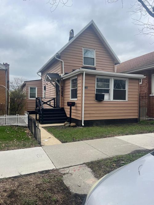 3344 W Marquette Rd, Chicago, IL, 60629-3525 | Card Image