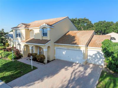 10212 Allamanda Blvd, House other with 4 bedrooms, 2 bathrooms and null parking in Palm Beach Gardens FL | Image 2