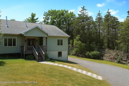 86 Paul Horn Rd, Catskill, NY, 12414-6700 | Card Image