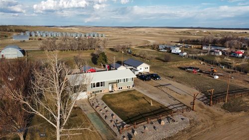 112 6th Ave N, Winifred, MT, 59489-8069 | Card Image