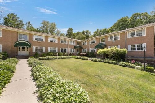 1b-260 West Street, Mount Kisco, NY, 10549 | Card Image