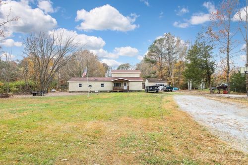 930 Union Branch Rd, Corapeake, NC, 27926-9622 | Card Image