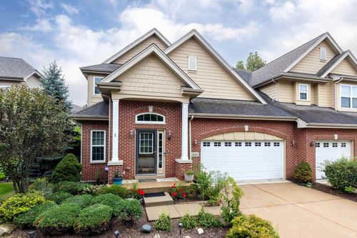 2559 Cedar Hill Ln, Woodridge, IL, 60517-4273 | Card Image