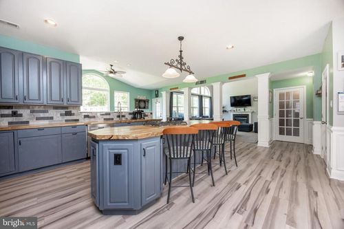 2200 Summerdale Ln, Linfield, PA, 19468-3513 | Card Image