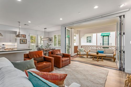 204-3726 State St, SANTA BARBARA, CA, 93105-3130 | Card Image