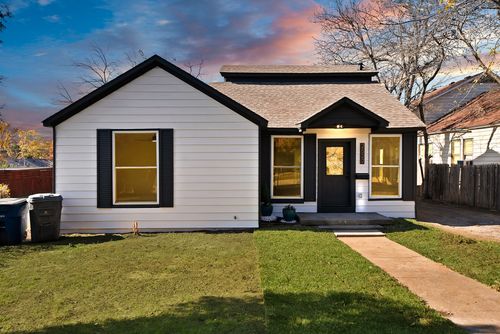 2527 Alaska Ave, Dallas, TX, 75216-3051 | Card Image