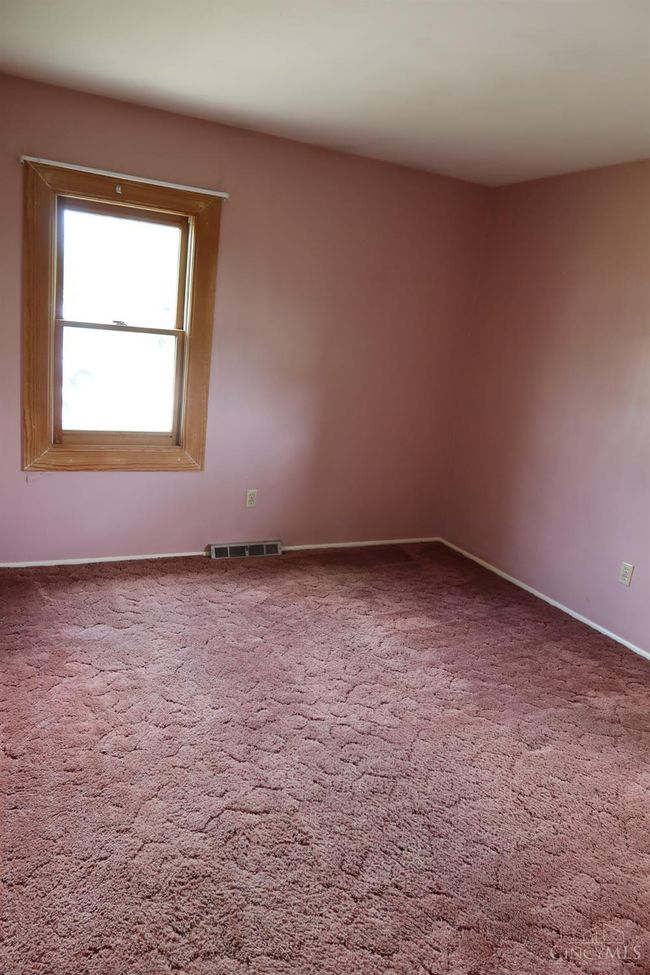 704 Trafalgar Ct, House other with 3 bedrooms, 2 bathrooms and null parking in Middletown OH | Image 9