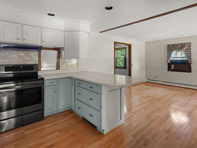 94 Robin Rd, House other with 3 bedrooms, 2 bathrooms and null parking in Colchester VT | Image 5