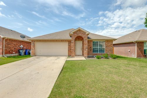 2028 Sunny Side Dr, Little Elm, TX, 75068-7804 | Card Image