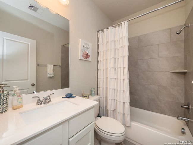 184 Cimarron Crk, House other with 4 bedrooms, 4 bathrooms and null parking in Boerne TX | Image 29