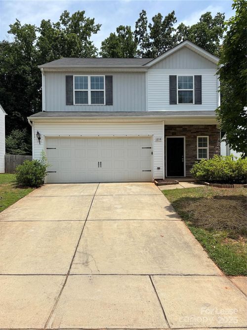 1214 Doby Springs Dr, Charlotte, NC, 28262-3277 | Card Image