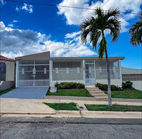 552 Calle Rainier, Manati, PR, 00674 | Card Image