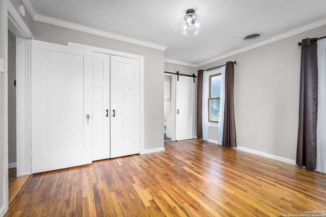 150 W Faust St, House other with 2 bedrooms, 3 bathrooms and null parking in New Braunfels TX | Image 26