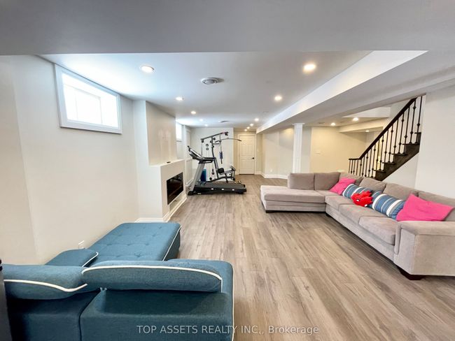 32 Headwater Cres, House other with 5 bedrooms, 5 bathrooms and 2 parking in Richmond Hill ON | Image 33