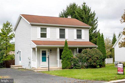 246 1st Ave, STATE COLLEGE, PA, 16801 | Card Image