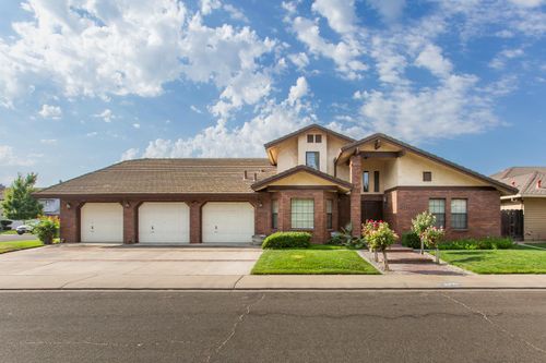 2320 Senimi Cir, Ceres, CA, 95307-1641 | Card Image