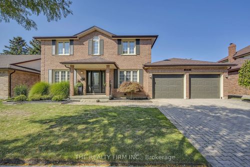 1601 Phillbrook Dr, London, ON, N5X2T7 | Card Image