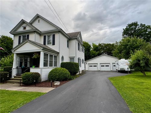 86 Hudson St, Oneonta, NY, 13820-2706 | Card Image