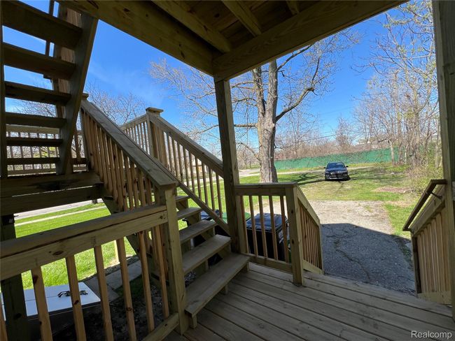 Deck entry | Image 29