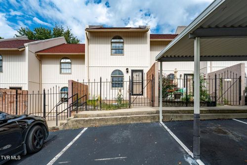 105-105 Phoenix Ct, Kingsport, TN, 37663-3086 | Card Image