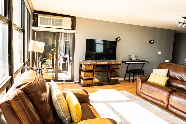 APT-1902 - 2901 S Michigan Ave, Home with 2 bedrooms, 2 bathrooms and null parking in CHICAGO IL | Image 11