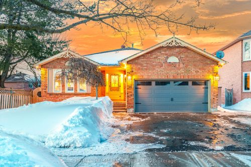 58 James Street, Barrie, ON, L4N6Y2 | Card Image