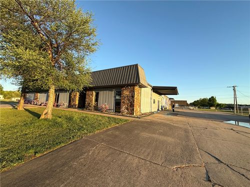 3904 Ayers Rd, Fort Smith, AR, 72908-8408 | Card Image