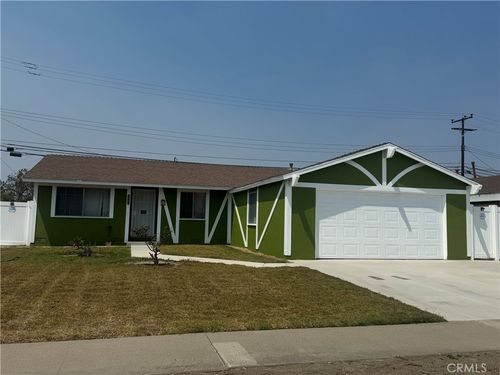 8841 Universe Ave, Westminster, CA, 92683-7756 | Card Image