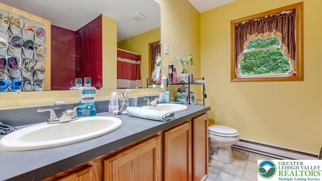 600 N Harrity Rd, House other with 2 bedrooms, 2 bathrooms and null parking in Palmerton PA | Image 28