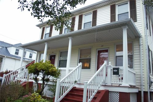 34 Alice St, East Providence, RI, 02914-3513 | Card Image