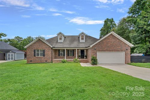 7478 Pine Ridge Dr, Denver, NC, 28037-9383 | Card Image