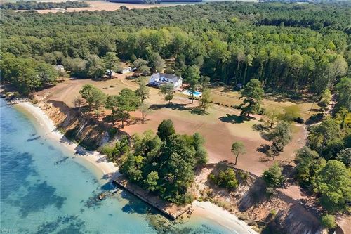 522 Felton Rd, Deltaville, VA, 23043-2436 | Card Image