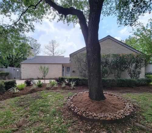11811 Poplar Creek Dr, Houston, TX, 77077-6118 | Card Image