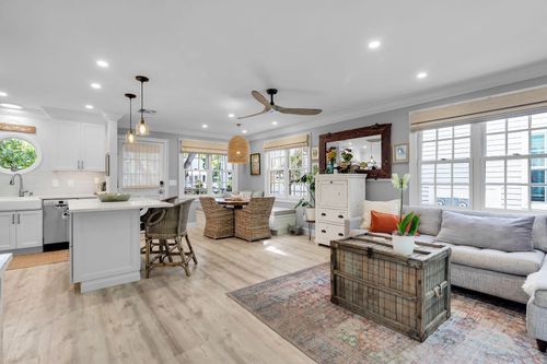 21 Whistling Duck Ln, Key West, FL, 33040-4374 | Card Image