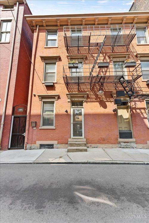 1207 Republic St, Cincinnati, OH, 45202 | Card Image