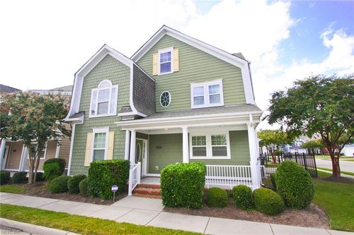 304 Ford Dr, Suffolk, VA, 23435-3577 | Card Image