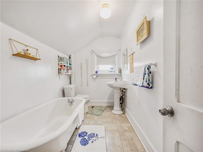 1225 Queenston Rd, House other with 5 bedrooms, 2 bathrooms and 6 parking in Cambridge ON | Image 35