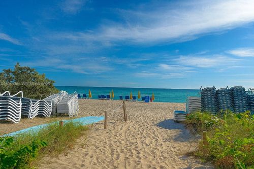 3j-4001 S Ocean Dr, Hollywood, FL, 33019-3019 | Card Image