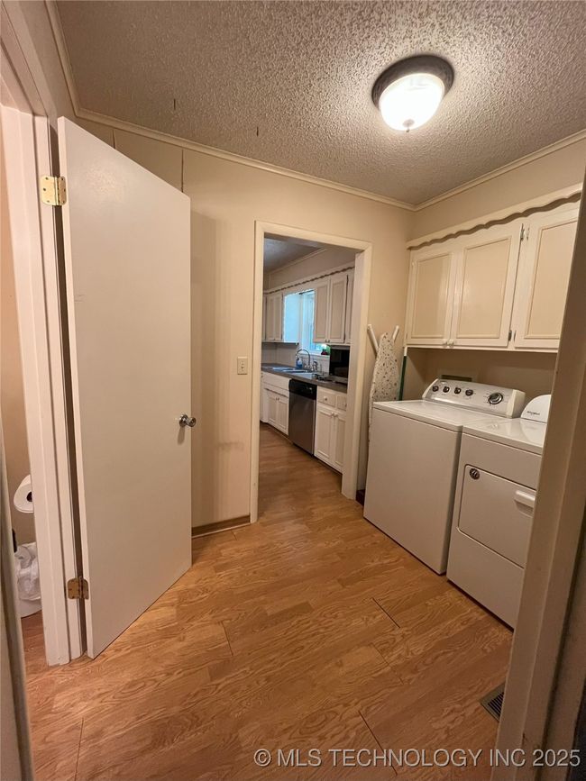 10282 N Perry Loop Rd, House other with 3 bedrooms, 3 bathrooms and null parking in Stigler OK | Image 32