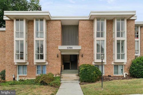8-5701 Indian Ct, ALEXANDRIA, VA, 22303-2643 | Card Image